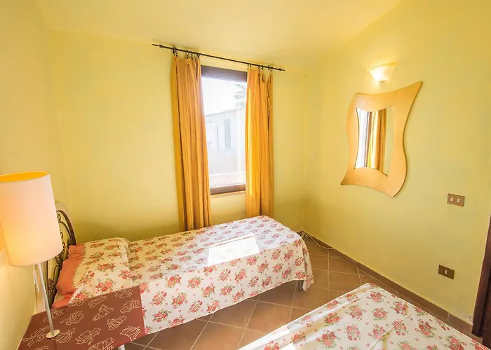 Il Borgo 400 Metri Dal Mare Porto Pollo